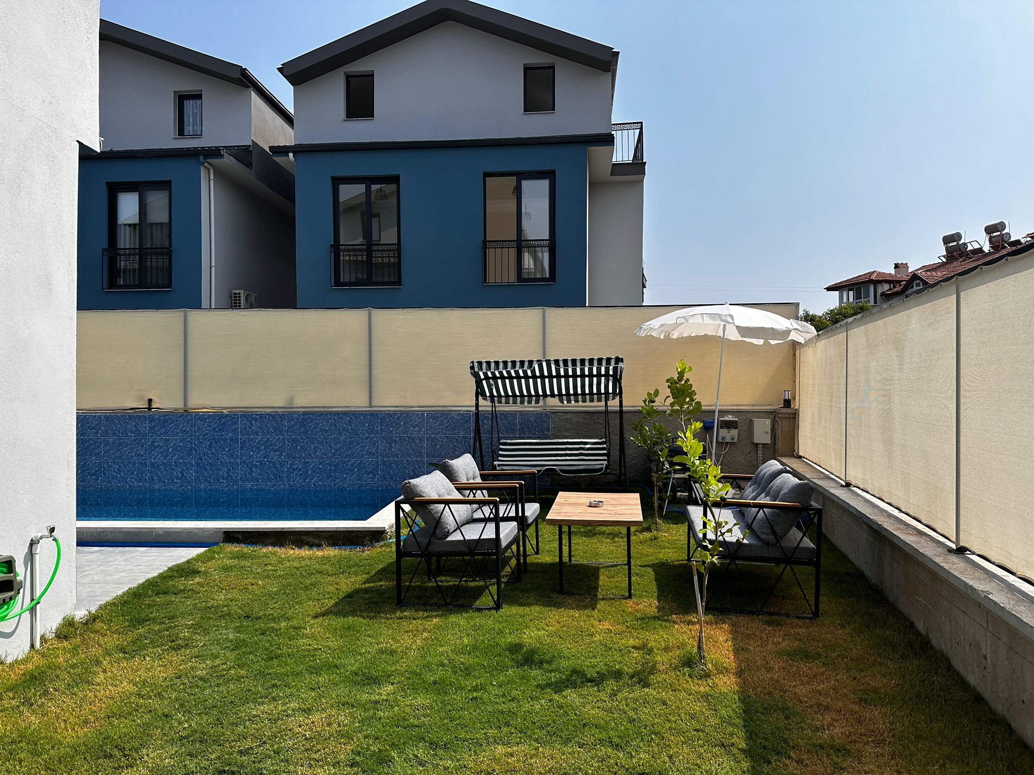 Villa Resmi