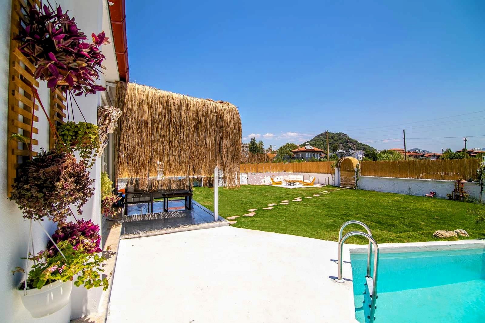 Villa Resmi