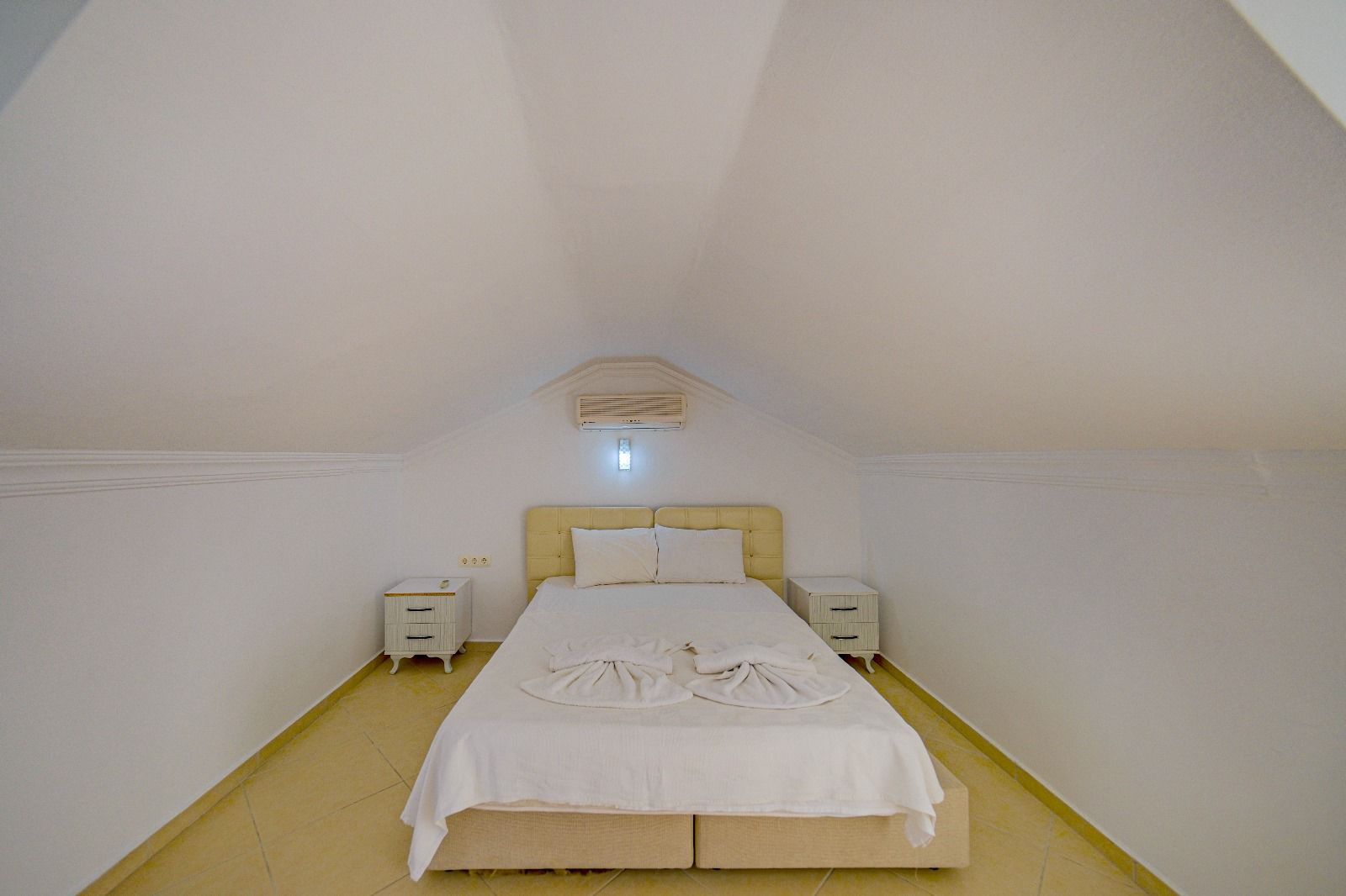 Villa Resmi